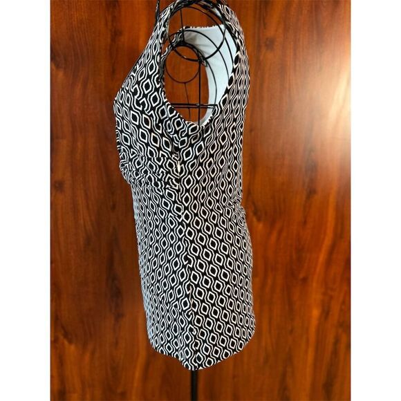 White House Black Market Sleeveless Faux Wrap Top Black Geometric Size S - Picture 4 of 9
